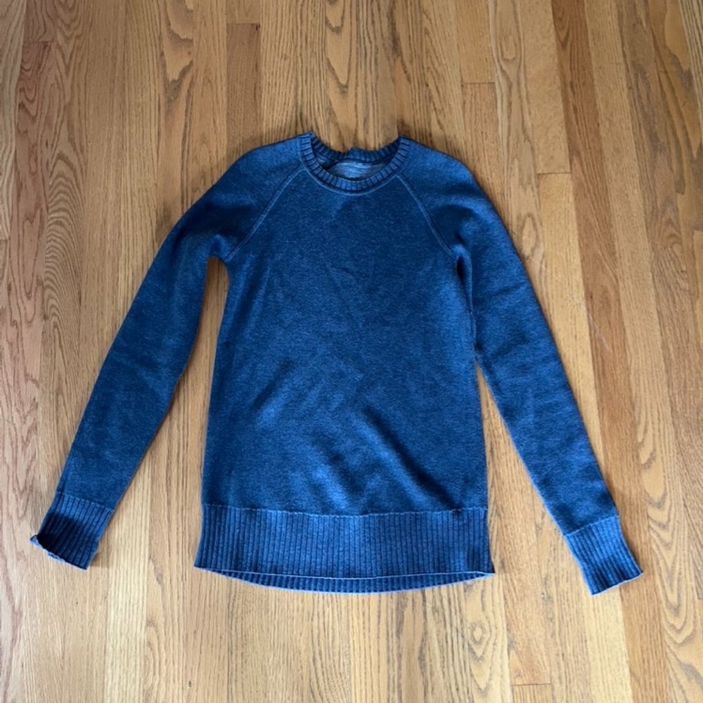 lululemon athletica Sweater